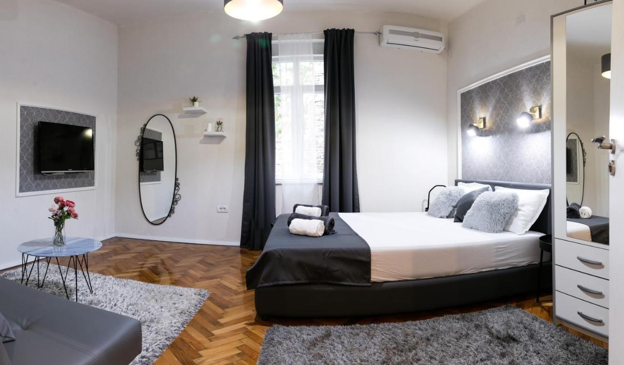 Natalie'S Place Beograd Bagian luar foto